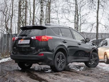 Toyota RAV4 2015 года, 296 979 км - вид 2