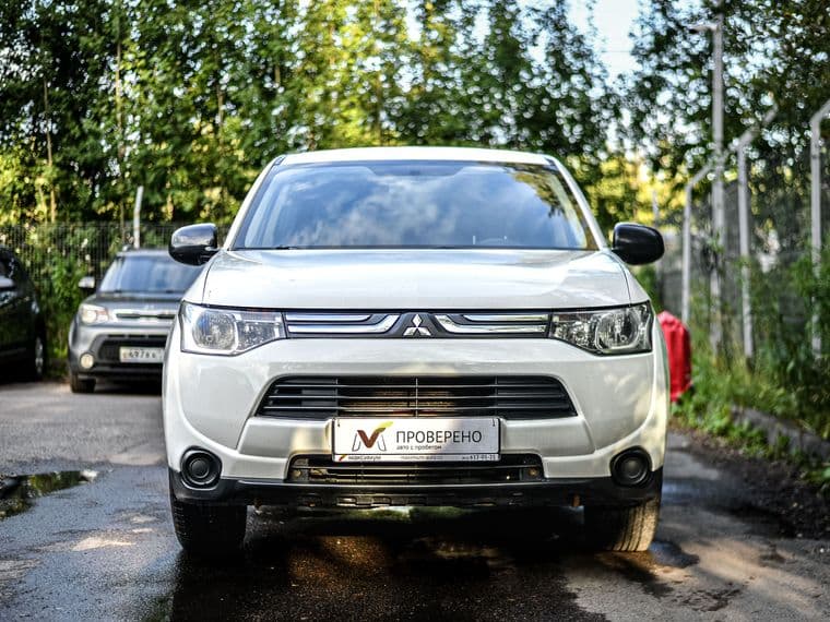 Mitsubishi Outlander, 2013 - вид 2