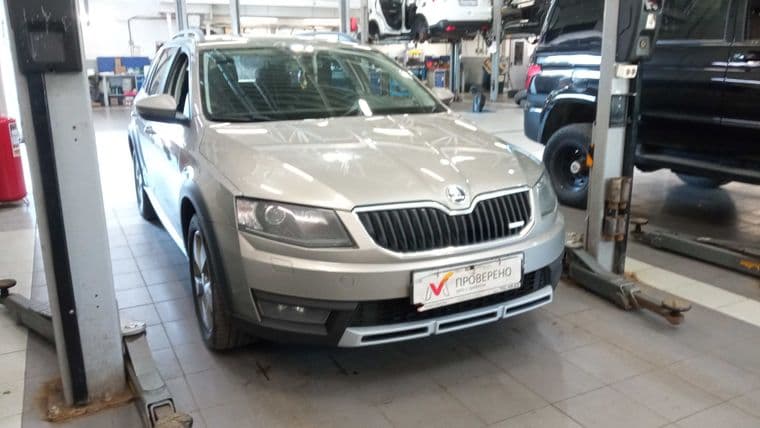 Skoda Octavia 2015 года, 143 671 км - вид 2