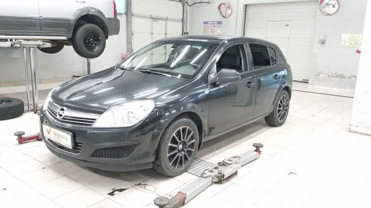 Opel Astra, 2014