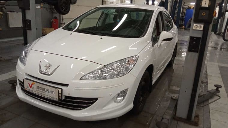 Peugeot 408, 2015