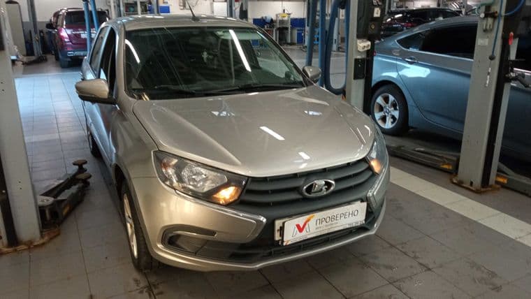 ВАЗ (LADA) Granta 2019 года, 97 781 км - вид 2