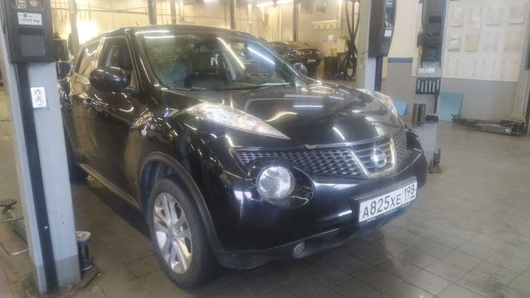 Nissan Juke 2011 года, 117 196 км - вид 2
