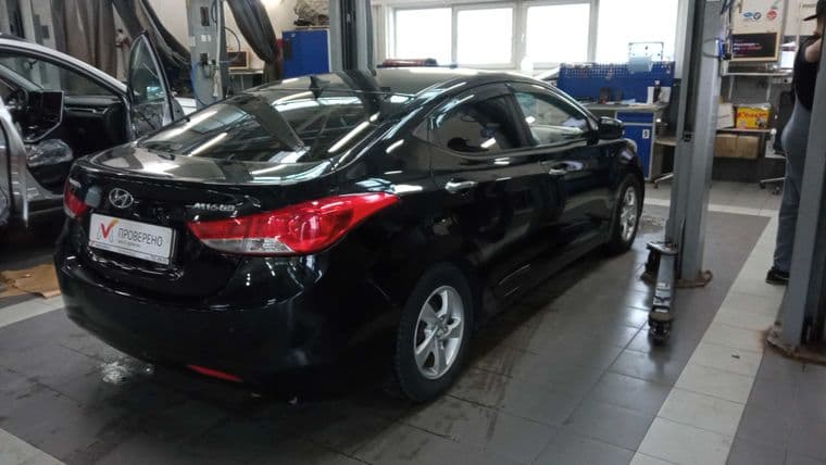 Hyundai Avante, 2011 - вид 2