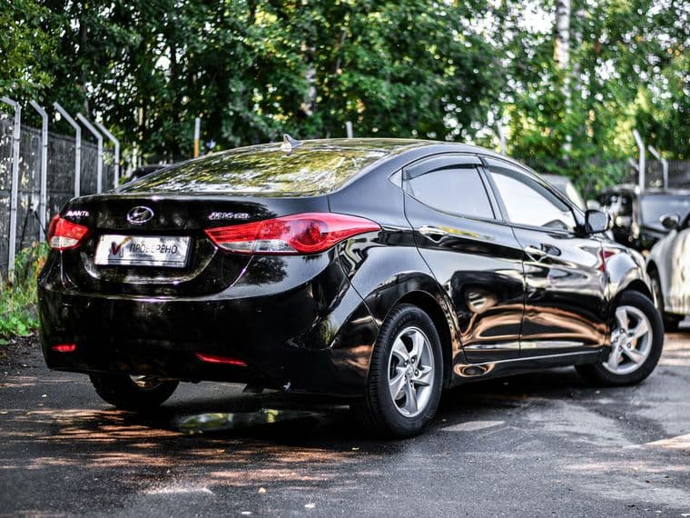 Hyundai Avante, 2011 - вид 1