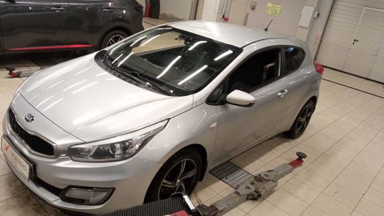 Kia Ceed, 2013