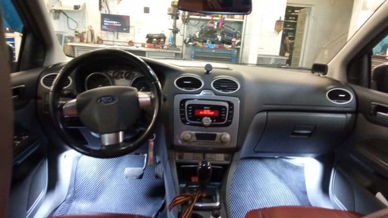 Ford Focus, 2011 - вид 4