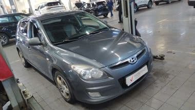 Hyundai i30 2009 года, 249 621 км - вид 2