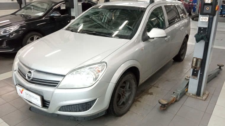 Opel Astra 2013 года, 263 000 км - вид 1