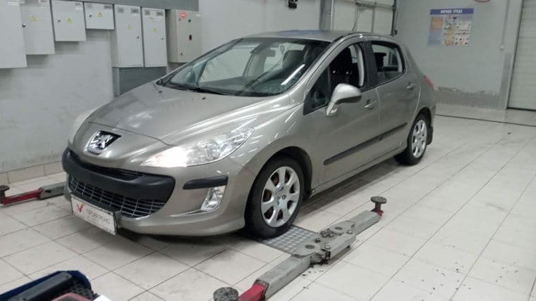 Peugeot 308, 2010