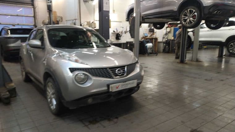 Nissan Juke 2014 года, 74 000 км - вид 2