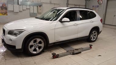 BMW X1 2013 года, 171 000 км - вид 1