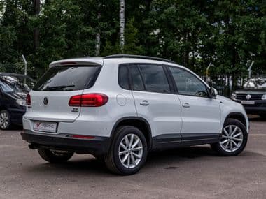 Volkswagen Tiguan 2015 года, 304 649 км - вид 2