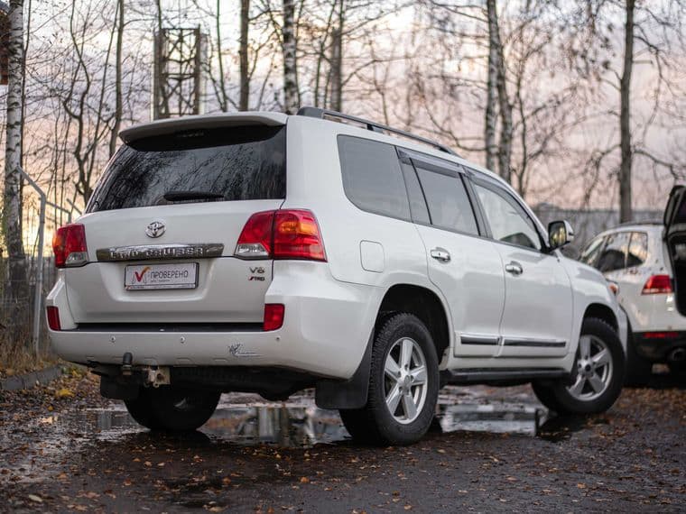 Toyota Land Cruiser 2012 года, 260 618 км - вид 2