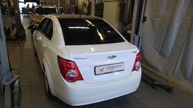 Chevrolet Aveo, 2013 - вид 3