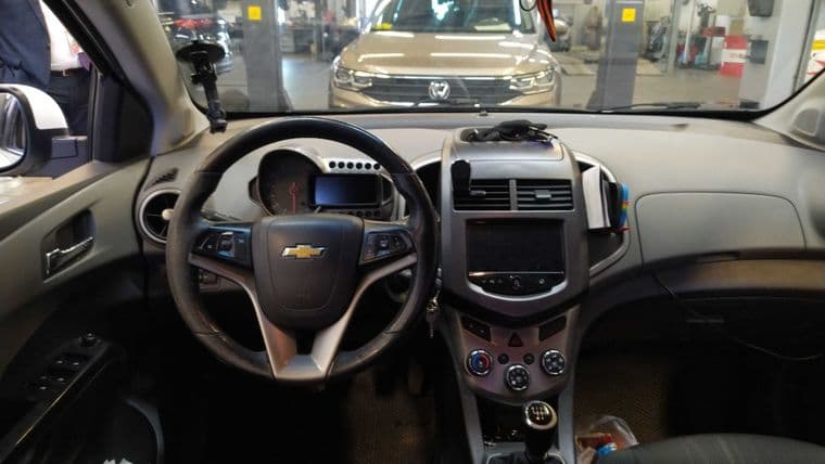 Chevrolet Aveo, 2013 - вид 4