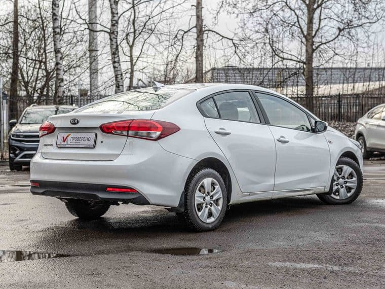 KIA Cerato 2018 года, 76 743 км - вид 2