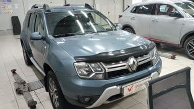 Renault Duster 2016 года, 107 637 км - вид 2