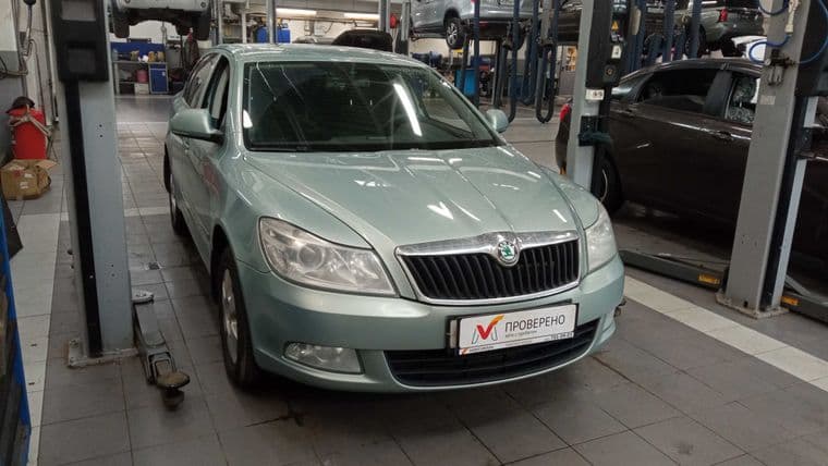 Skoda Octavia 2013 года, 273 814 км - вид 2