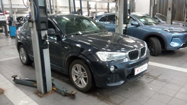 BMW X4 2015 года, 226 432 км - вид 2