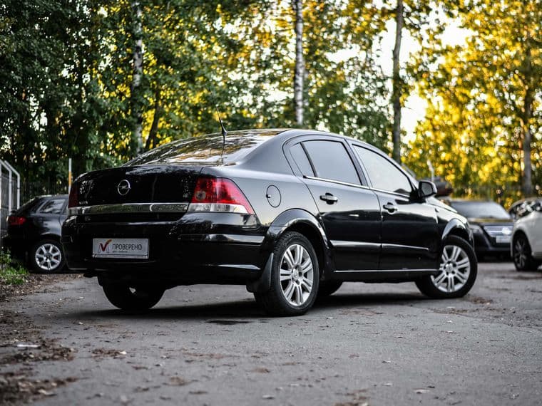 Opel Astra, 2012 - вид 1