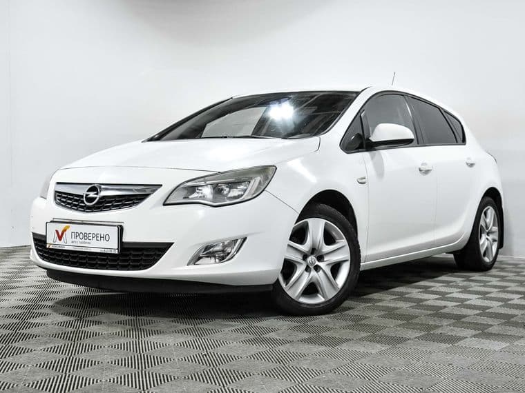 Opel Astra, 2012