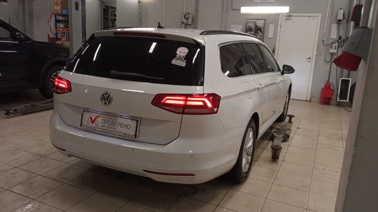 Volkswagen Passat, 2018 - вид 2