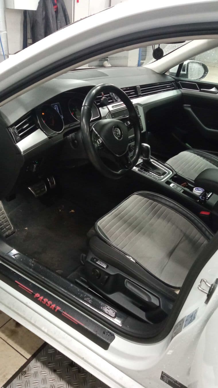 Volkswagen Passat, 2018 - вид 4