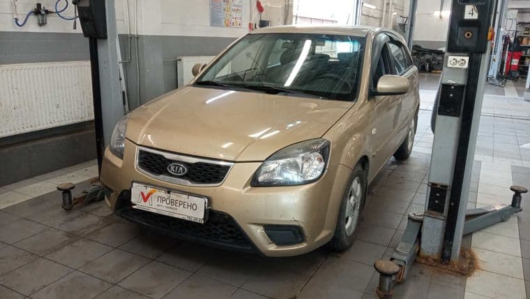 KIA Rio 2010 года, 135 293 км - вид 1