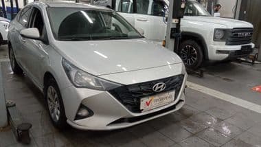 Hyundai Solaris 2022 года, 96 456 км - вид 2