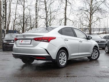 Hyundai Solaris 2022 года, 96 456 км - вид 2
