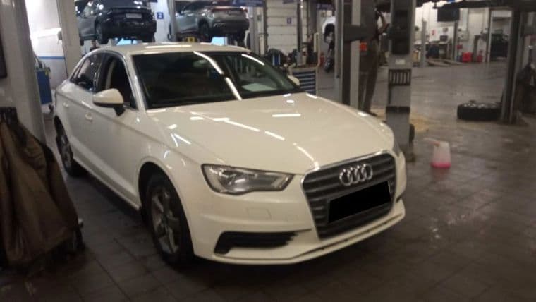 Audi A3 2013 года, 211 834 км - вид 2