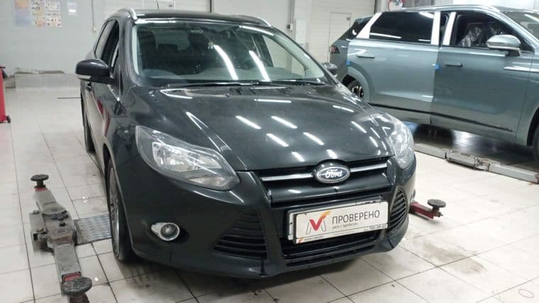 Ford Focus 2012 года, 167 617 км - вид 1