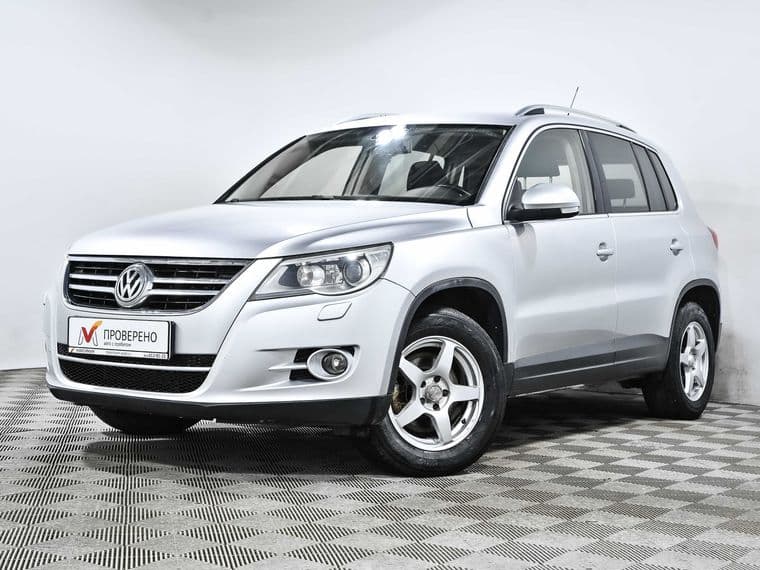 Volkswagen Tiguan, 2011