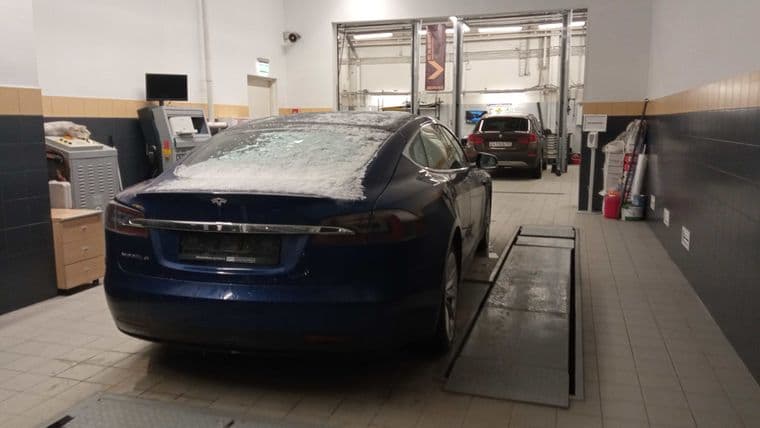 Tesla Model S, 2017 - вид 2