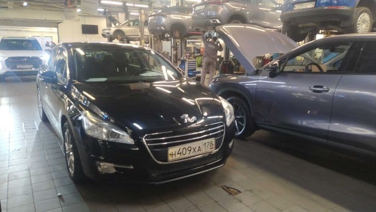 Peugeot 508 2012 года, 113 182 км | VIN 67295 - вид 2
