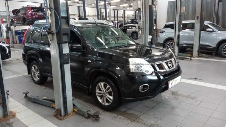 Nissan X-Trail 2011 года, 213 947 км - вид 2