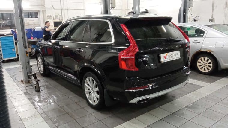 Volvo XC90, 2017 - вид 3