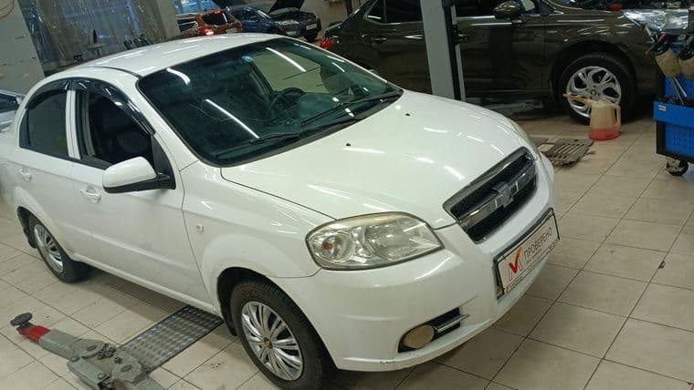 Chevrolet Aveo, 2011 - вид 1