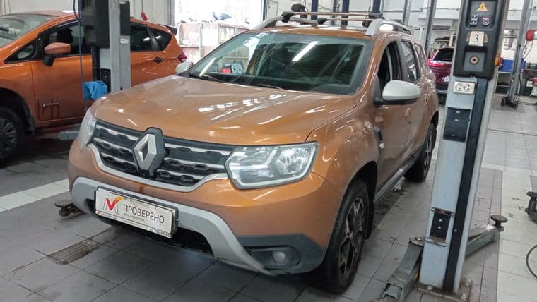 Renault Duster 2021 года, 142 918 км - вид 1
