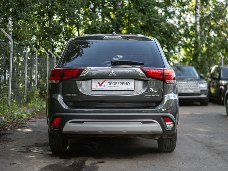 Mitsubishi Outlander, 2019 - вид 3