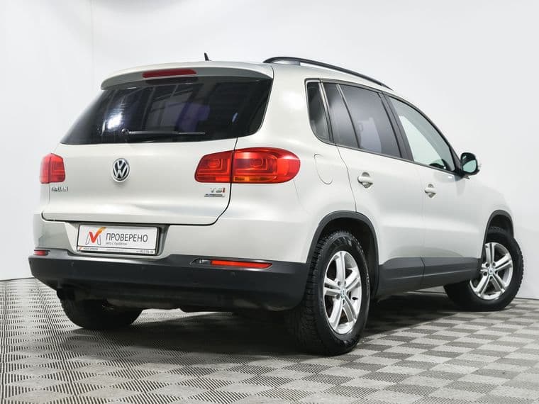 Volkswagen Tiguan, 2011 - вид 3