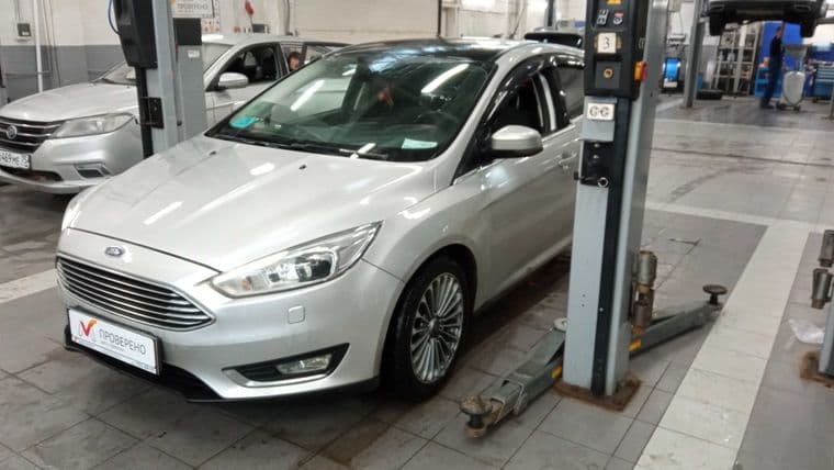Ford Focus 2017 года, 125 667 км - вид 1