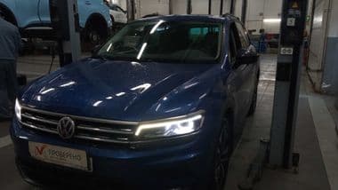 Volkswagen Tiguan 2019 года, 46 875 км - вид 1