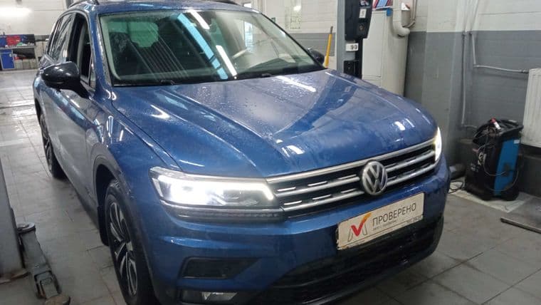 Volkswagen Tiguan 2019 года, 46 875 км - вид 2