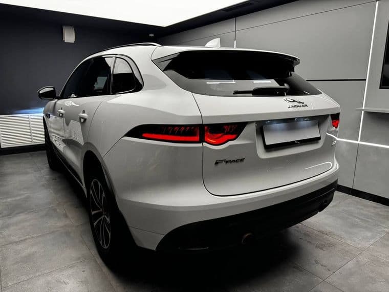 Jaguar F-Pace, 2017 - вид 4