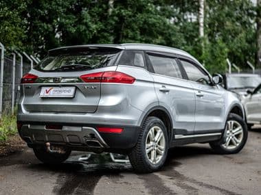 Geely Atlas 2018 года, 309 011 км - вид 2