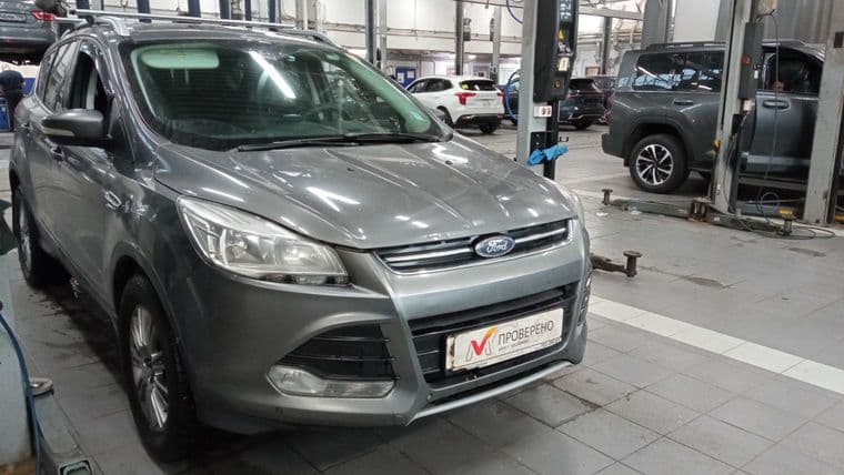 Ford Kuga 2013 года, 240 421 км - вид 2