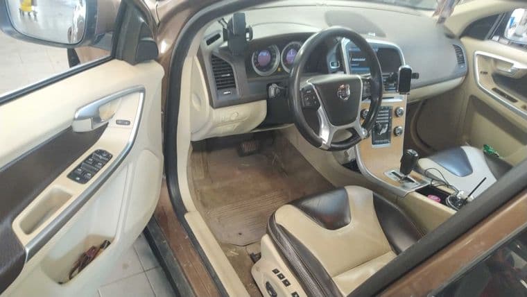 Volvo XC60, 2011 - вид 4