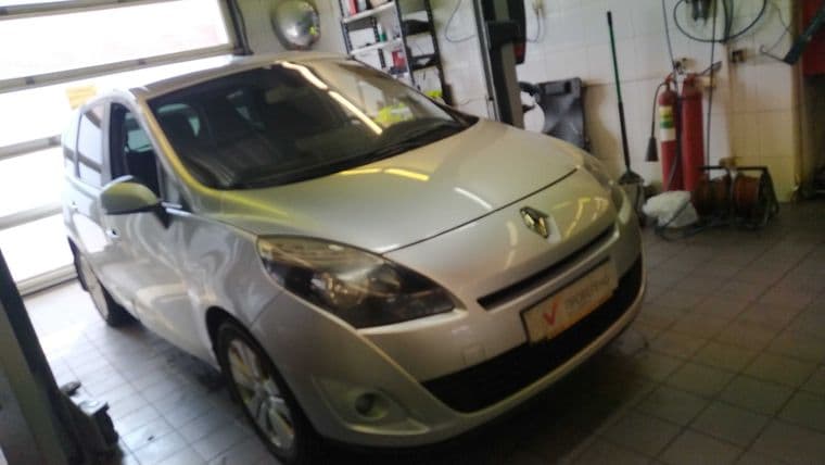 Renault Grand Scenic, 2010 - вид 2